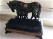 Schoenpoets borstel met paard, gietijzer-paard-schoen - 3 - Thumbnail