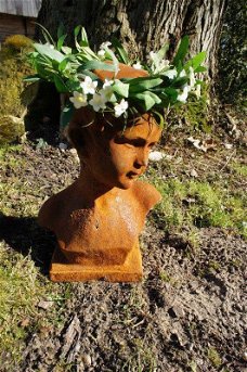 Sculptuur vrouwelijk hoofd, gietijzer-beeld-buste-deco