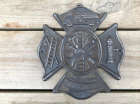 Uniek wandornament-brandweerteken-kruis-brandweer - 0