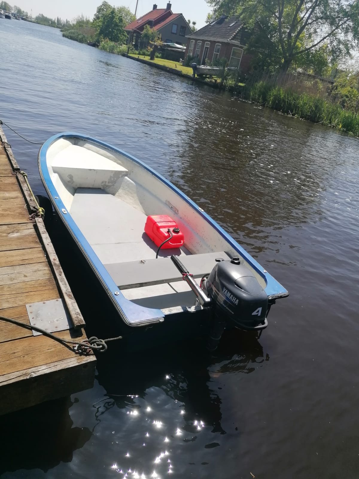 Visboot Placom met 4 pk Yamaha 4 taktmotor en losse tank - Afbeelding 2