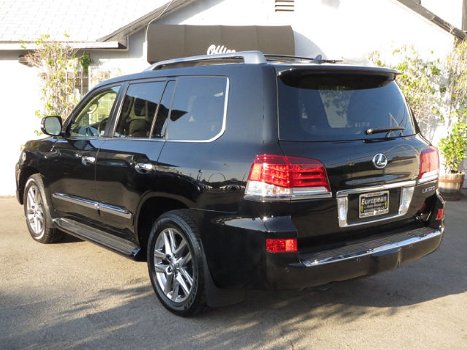 2013 Lexus LX 570 - 3