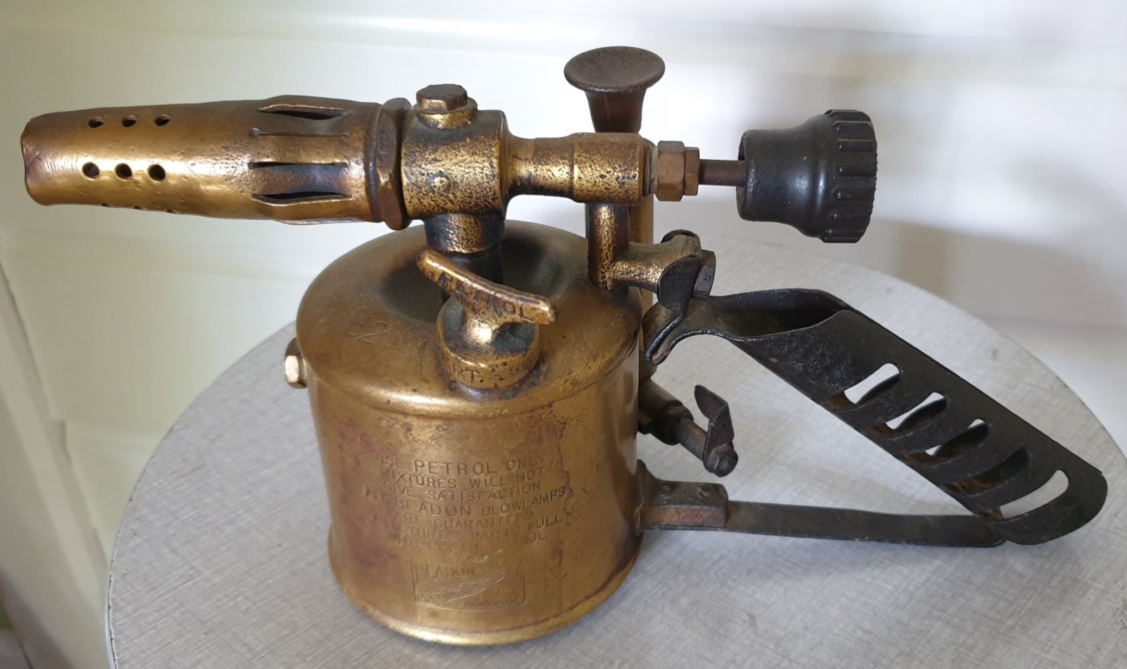 Uiterst decoratieve Engelse Bladon verfbrander - nr. 1