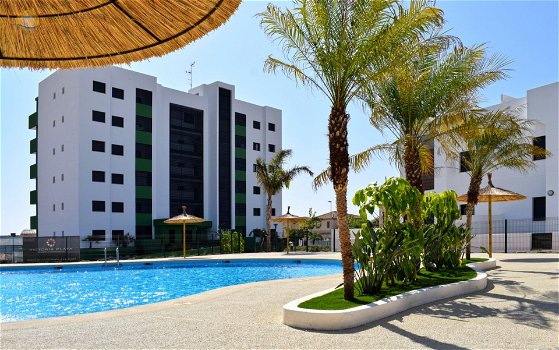 NEW 3 AND 2 BEDROOM APARTMENTS IN MIL PALMERAS COSTA BLANCA - 0