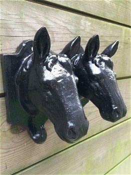 Set paardenhoofden als kapstok-kleur zwart-paard-hoofd - 4