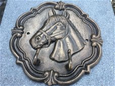 Wandkapstok met afbeelding paardenhoofd gietijzer-haak