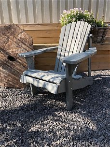 Mooie houte veranda stoel, kleur grijs.-tuinstoel-hout