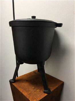 Vol gietijzeren kookpot-pan, zwaar, 8 Liter.- pan - 0