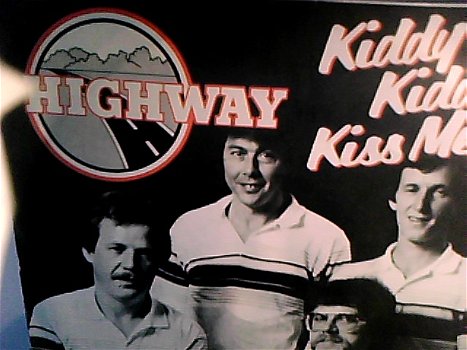 highway - kiddy kiddy kiss me ( 7'' single 144974 ) - 0
