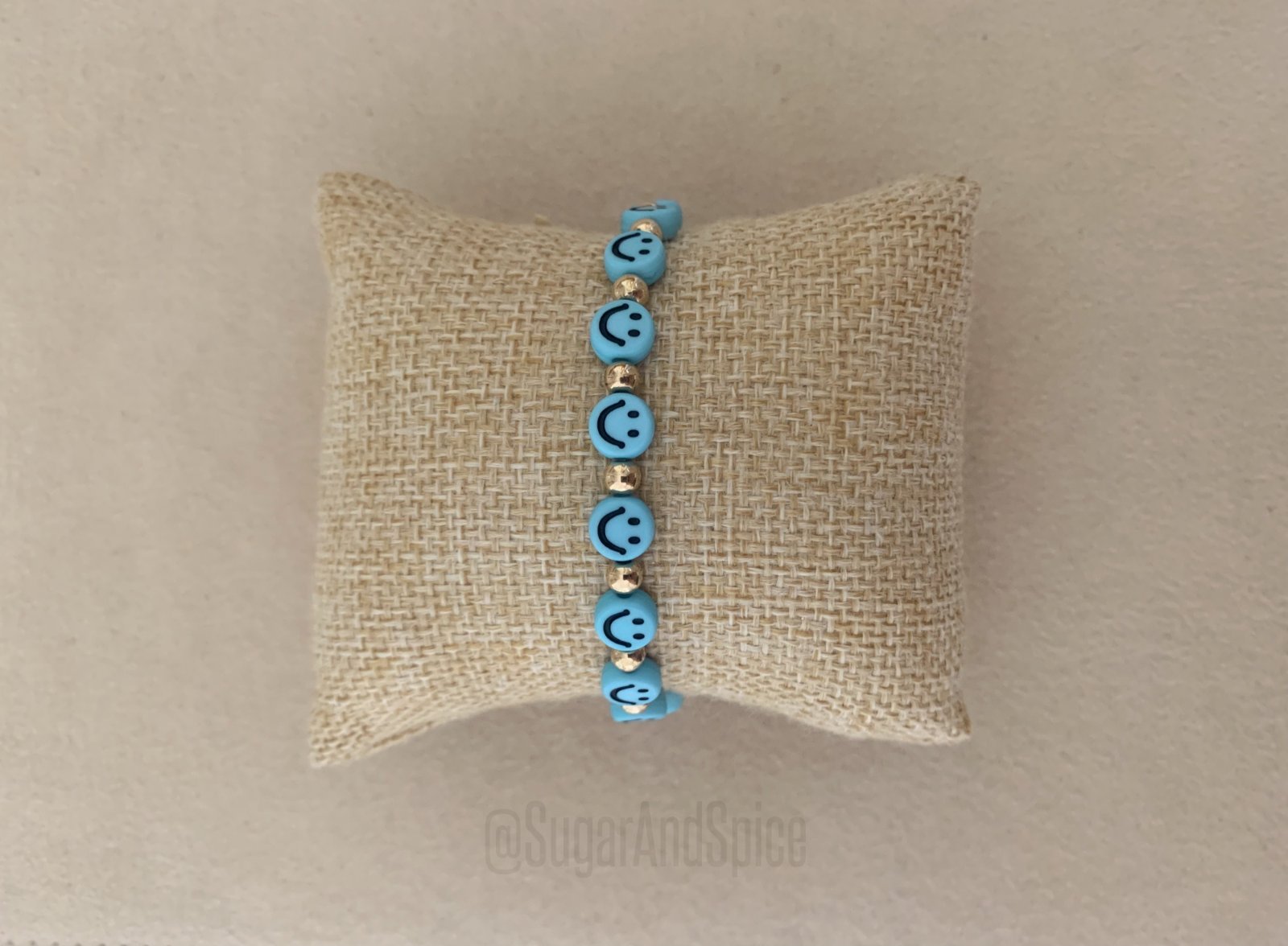 Blauwe smiley armband met kralen mix match ibiza stijl goud - Afbeelding 2