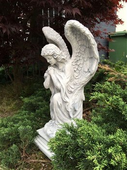 Uniek Engelbeeld, knielend-beeld -engel - 4