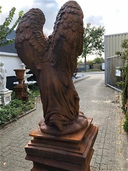 Uniek oxide Engelbeeld, knielend-engel-tuin beeld - 5