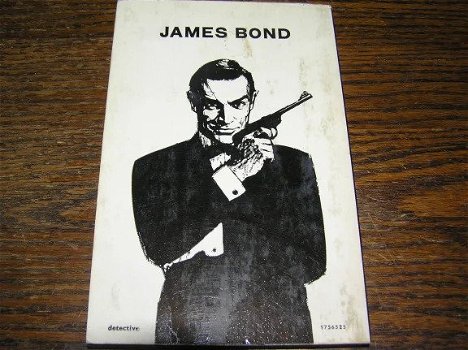 James Bond - De man met de gouden revolver. Zwarte beertjes nr. 840 - 1