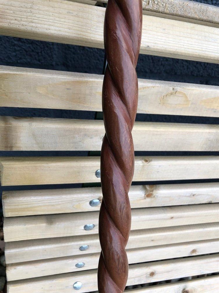 Wandelstok met hand gesneden steel, nikkelen fraaie greep. - Afbeelding 3