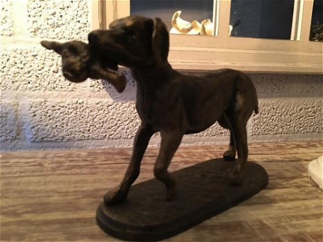 jachthond met prooi in brons-metaal-look.-jacht - hond - 6