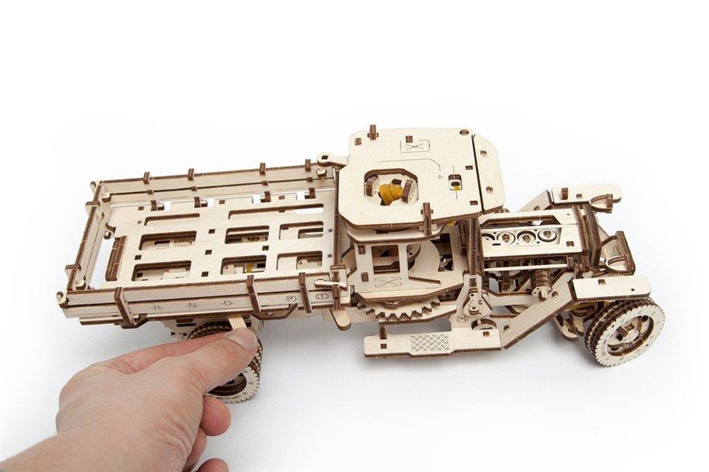 Houten bouwpakket Ugears truck UGM-11 34cm - Afbeelding 2