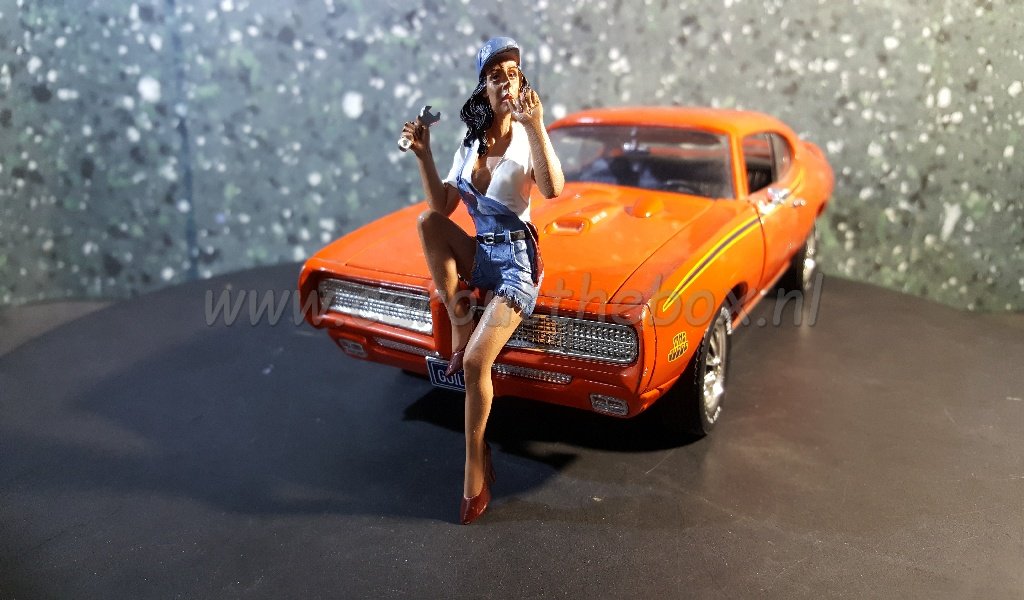 Diorama figuur Mechanic Jessie AD163 1:18 - Afbeelding 2
