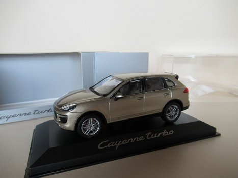Minichamps - Porsche Cayenne Turbo - 1:43 - Mint in box - 0