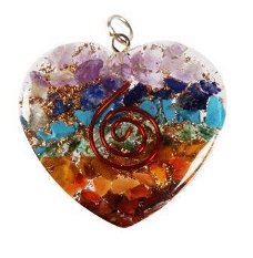 Orgone hartvormige chakrahanger met spiraal