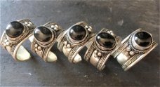 Tibetaans zilveren ring met Onyx