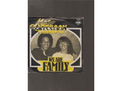 138k - mac kissoon --a-- we are family--b--black and white - nr. 1