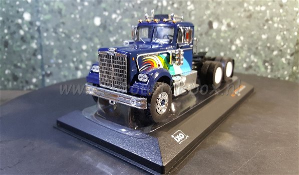 White Western Star 4864 blauw 1:43 Ixo - 1