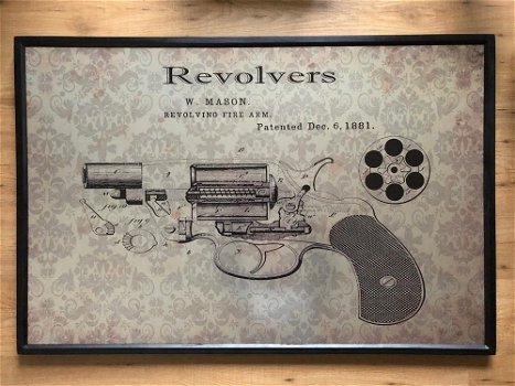 Kunst op hout, een bekend revolver, zeer fraai.-revolver - 0