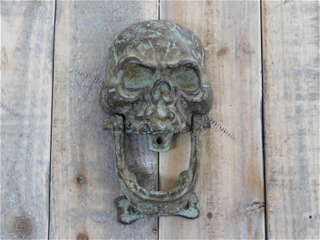 Gietijzeren groen-bruine schedel als deurklopper-schedel - 3