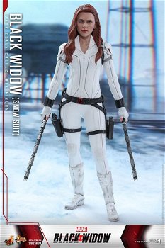 HOT DEAL Hot Toys Black Widow Snow Suit MMS601 - 1