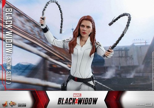 HOT DEAL Hot Toys Black Widow Snow Suit MMS601 - 6