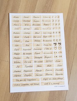 printable words with old paper background uitprintbare woorden met een oud papier achtergrond - 4