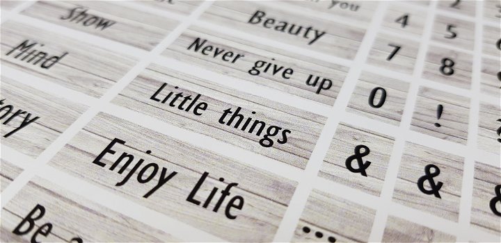 printable words with wood background . uitprintbare woordjes met een houten achtergrond - 3