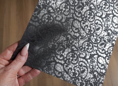 A4 lace - black bookbinders linnen , does not crack your spine on mini albums . 4 different ones - 2