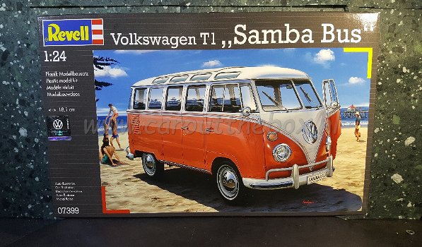 VW T1 SAMBA bus 1:24 Revell - 0