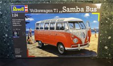 VW T1 SAMBA bus 1:24 Revell