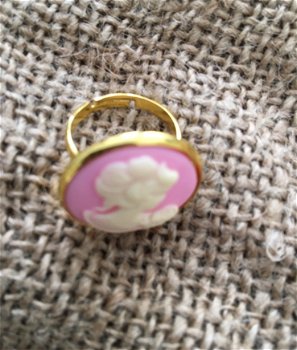 Camee ring - 1