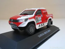 Toyota Hilux # 330 DAKAR 2017 1:43 Atlas