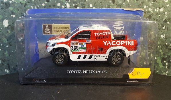 Toyota Hilux # 330 DAKAR 2017 1:43 Atlas - 3