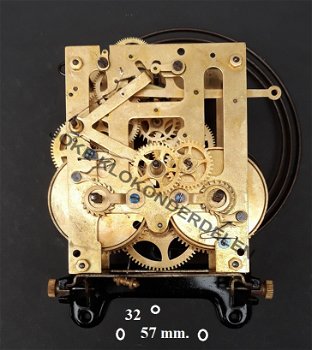 = Regulateur uurwerk = Pheilkreuz =45025 - 0