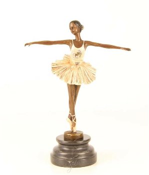 Een bronzen beeld van een balletdanseres-brons -KADO - 0