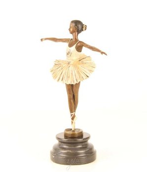 Een bronzen beeld van een balletdanseres-brons -KADO - 1