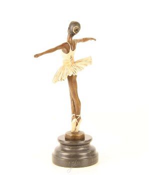 Een bronzen beeld van een balletdanseres-brons -KADO - 3