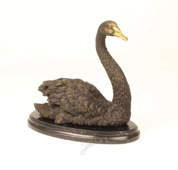 Een bronzen beeld van een zwaan - zwaan-brons -beeld - 0