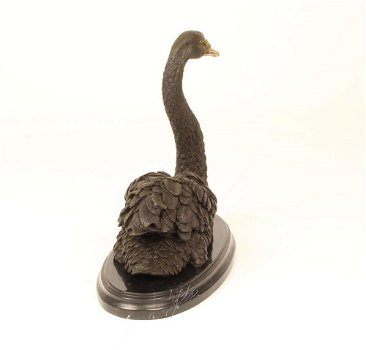 Een bronzen beeld van een zwaan - zwaan-brons -beeld - 6