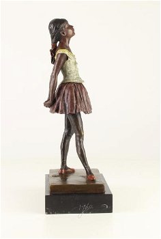 Een bronzen sculptuur van een danseresje- danseres - 6