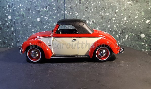 VW Kever HEBMUELLER rood 1:18 KK Scale - 2