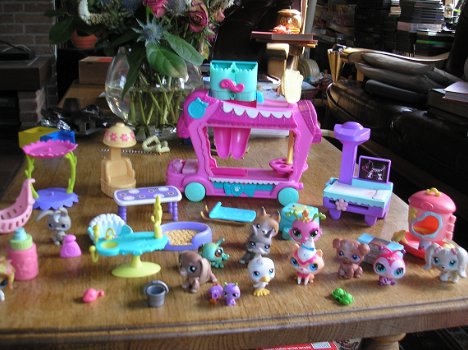 Littlest pet shop - div. Huisje , dieren enz. - 2