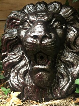 Grote leeuwenkop,vol steen, donkerbrons-leeuw-fontein - 4