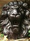 Grote leeuwenkop,vol steen, donkerbrons-leeuw-fontein - 4 - Thumbnail