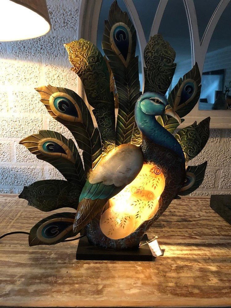 Pauw lamp, decoratief, metaal, mooie lamp, sierlijk. - nr. 1