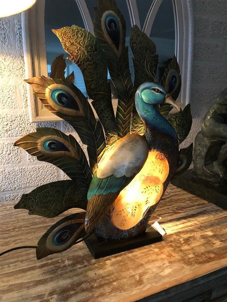 Pauw lamp, decoratief, metaal, mooie lamp, sierlijk. - Afbeelding 3
